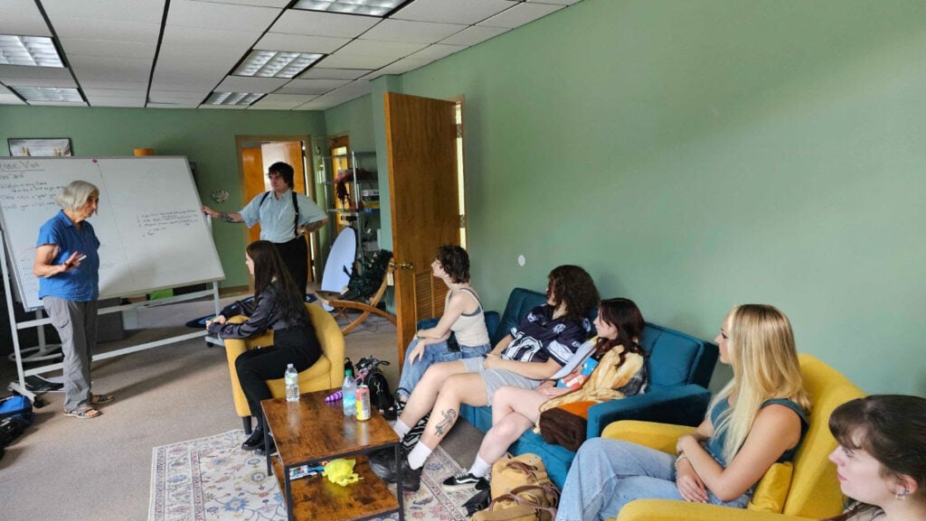 newsletter-graphic-AMI